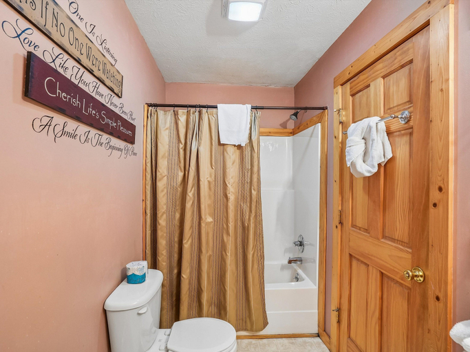 Bathroom 4, Americana by Jackson Mountain Rentals, Sevier
