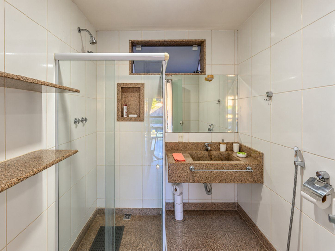 Bathroom 3, Casa Indaiá, Petrópolis