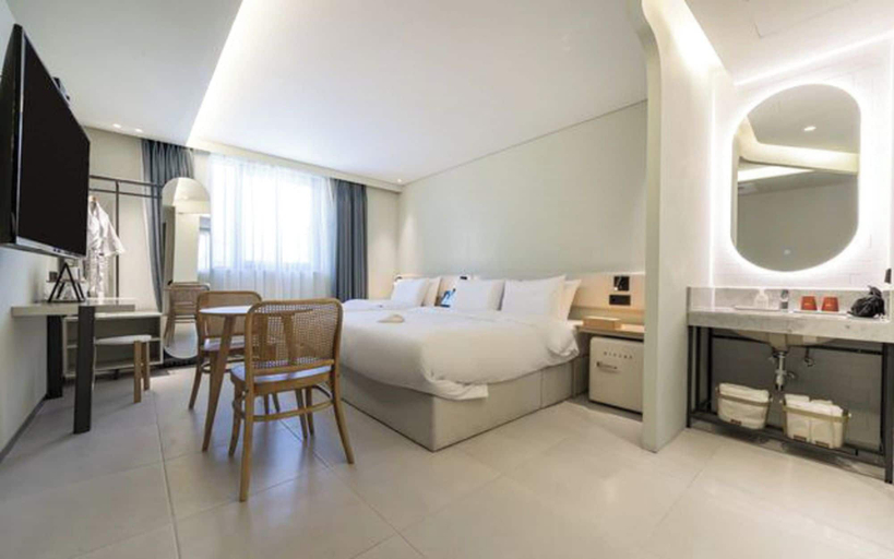 Bedroom 4, MU:TE Hotel, Nam