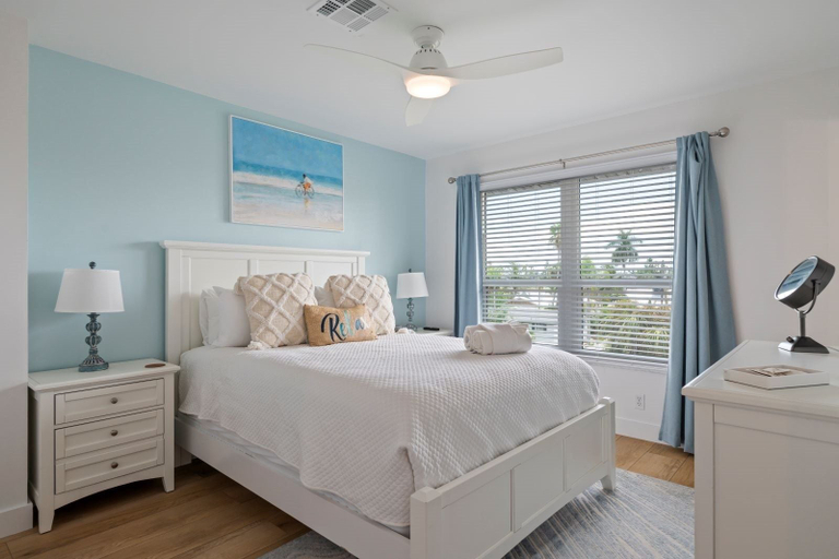 Bedroom 3, Hidden Pearl 2 Bedroom Home by RedAwning, Manatee