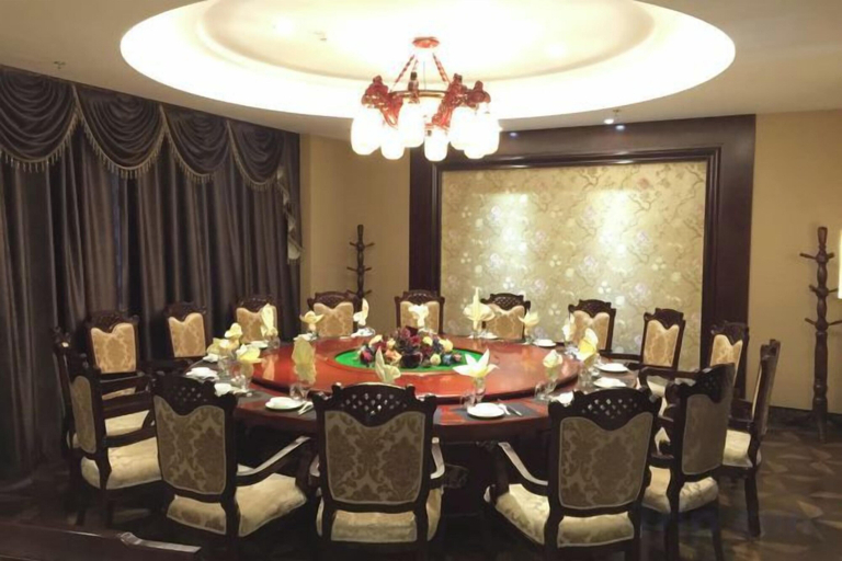 Food & Drinks 5, Manas County Hotel, Changji Hui