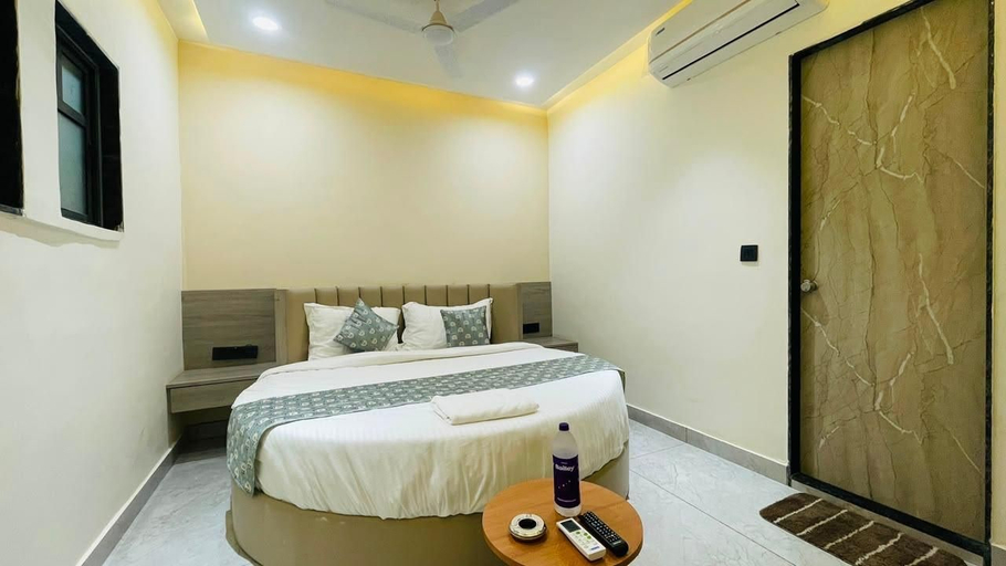 Others 5, Hotel Raddione, Gandhinagar