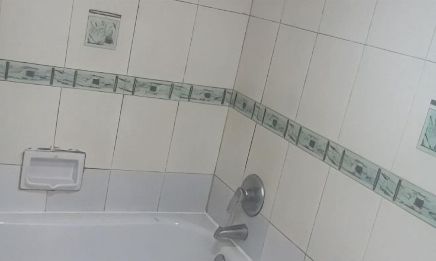Bathroom, Yan'an Grand Hotel, Liuzhou