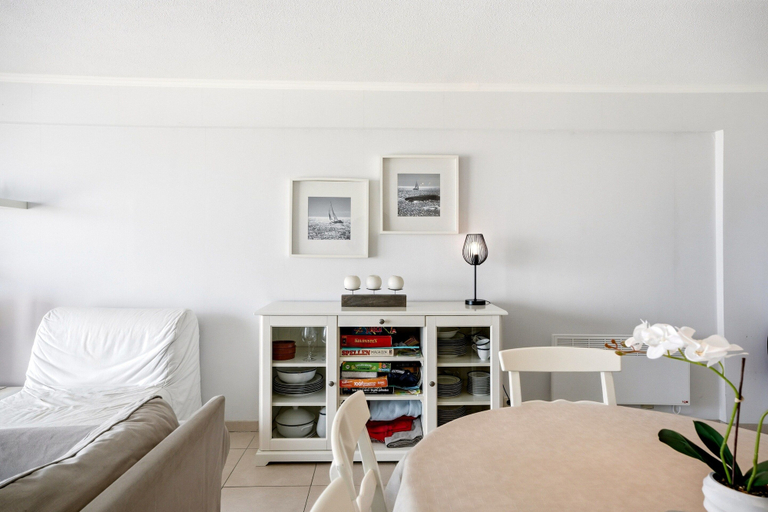 Others 2, Spacious Coastal Home for 6, West-Vlaanderen
