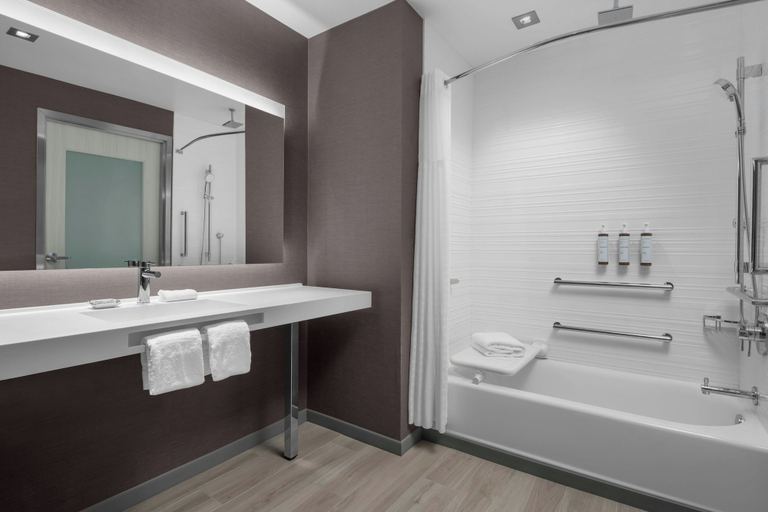 Bathroom 4, AC Hotel by Marriott Washington DC Capitol Hill Navy Yard, Washington D.C.