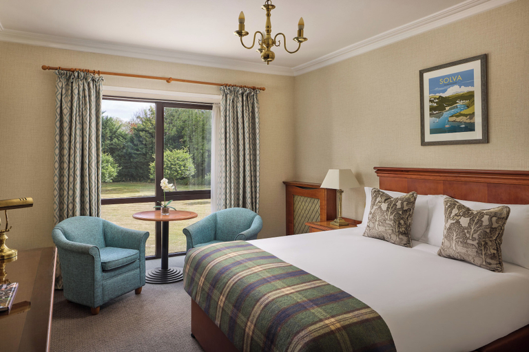 Bedroom 3, Parkway Hotel & Spa, Torfaen