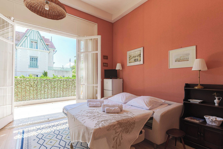 Others 2, Flat in a Traditional Norman Townhouse - Garden, Calvados
