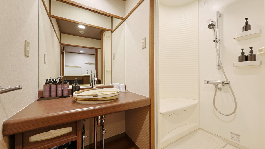 Bathroom 4, Aburaya Tosen, Yamanouchi