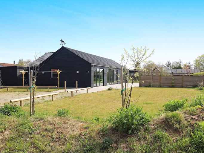 Others 4, 5 Star Holiday Home in Hadsund, Mariagerfjord