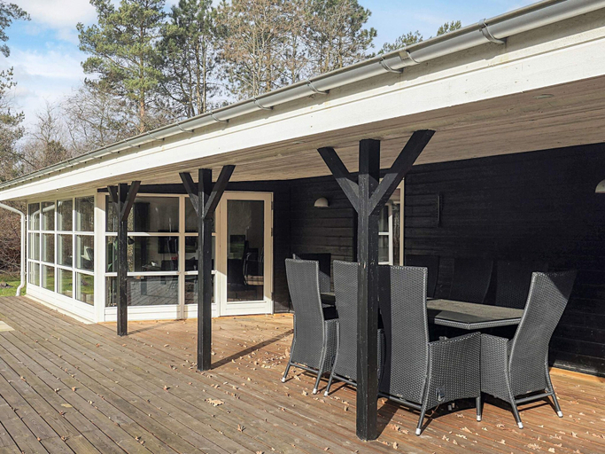 Others, 5 Star Holiday Home in Hals, Brønderslev