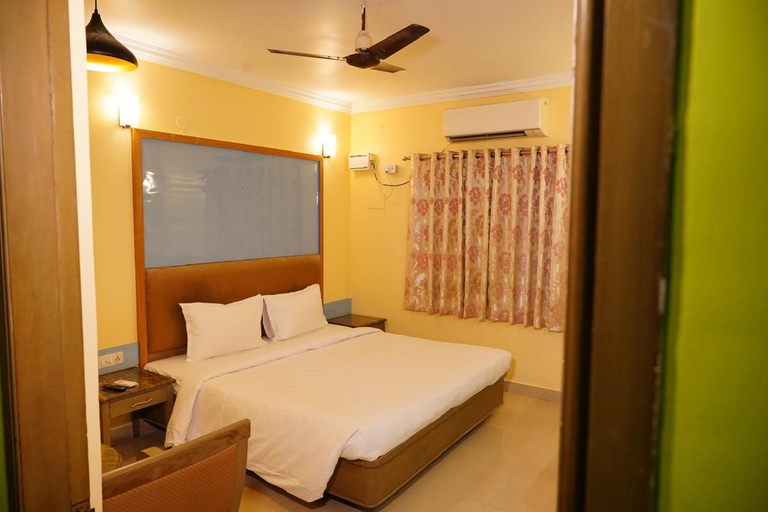 Others 5, MIMO Hotels, Vellore