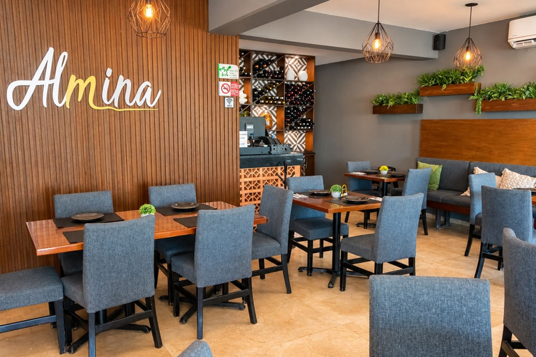 Food & Drinks, Hotel Noor, Othón P. Blanco