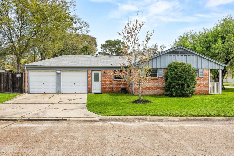 Others 2, 2BR With Movie Room I Pool I Easy Access to NRG, Houston