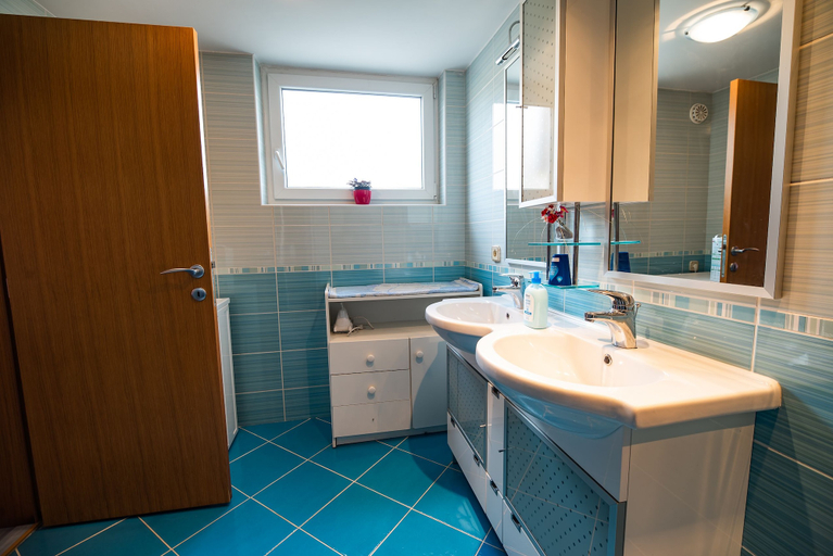 Bathroom 4, Farm Stay Ana, Ivancna Gorica