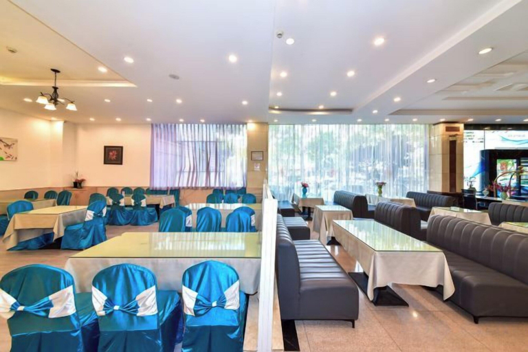 Food & Drinks 5, Shun Xing Hotel, Dali Bai