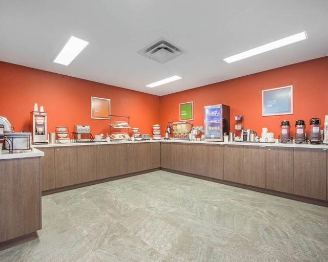 Food & Drinks 5, Comfort Inn & Suites Campbell River, Comox-Strathcona