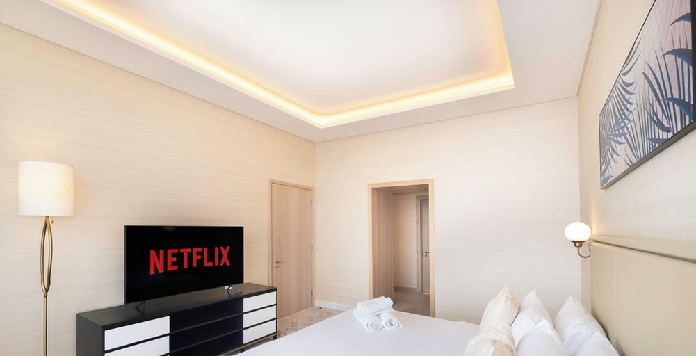 Bedroom, LUX Iconic Views at Palm Tower Suite 1, Dubai