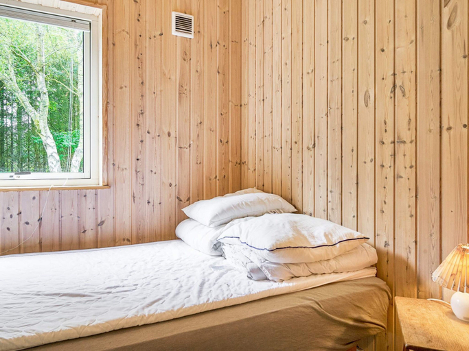 Bedroom 2, 4 Star Holiday Home in Thyholm, Struer