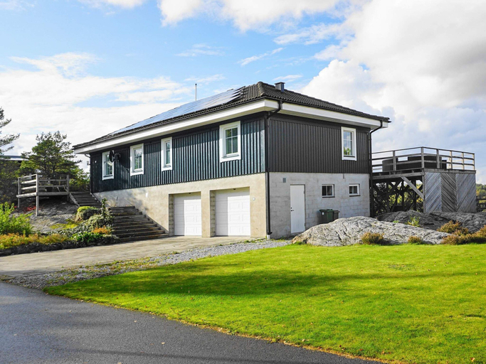 Exterior & Views 2, Holiday Home in Henån, Orust