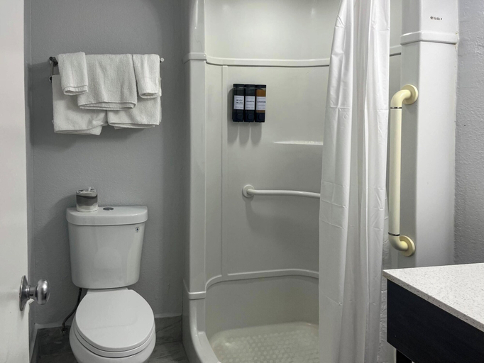 Others 4, Studio 6 Suites – Yreka, Ca, Siskiyou