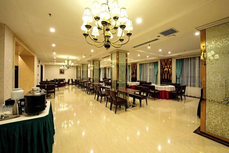 Food & Drinks, Xinwei Business Hotel, Suihua