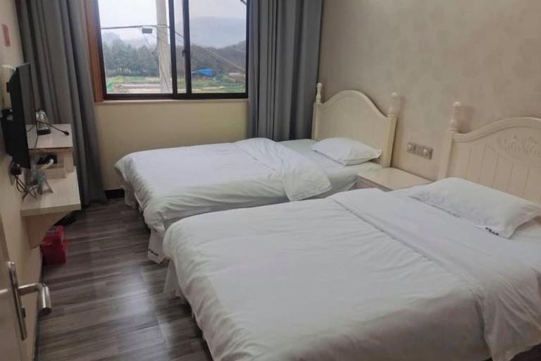 Bedroom 3, Xinchang Yunqi Small Building House, Shaoxing