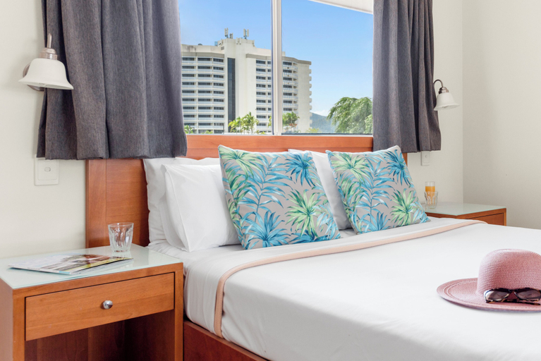 Bedroom 3, Bay Village Tropical Retreat, Cairns