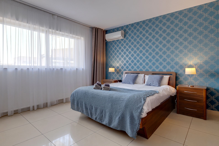 Bedroom 3, Luxury Apartment With Balcony, Central Area