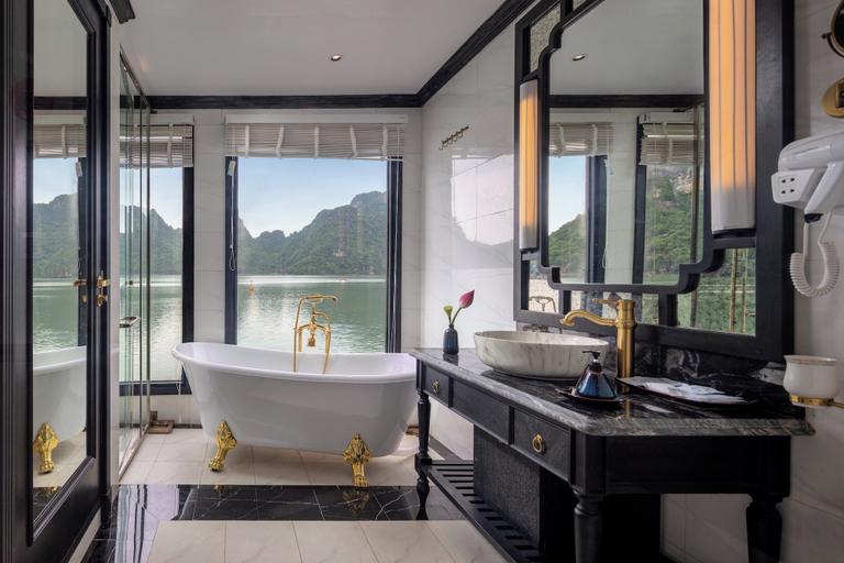 Others 5, Aurora Luxury Cruise, Hạ Long