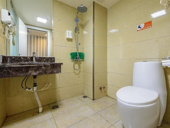 Bathroom 4, Zhongjing Hotel, Fangchenggang