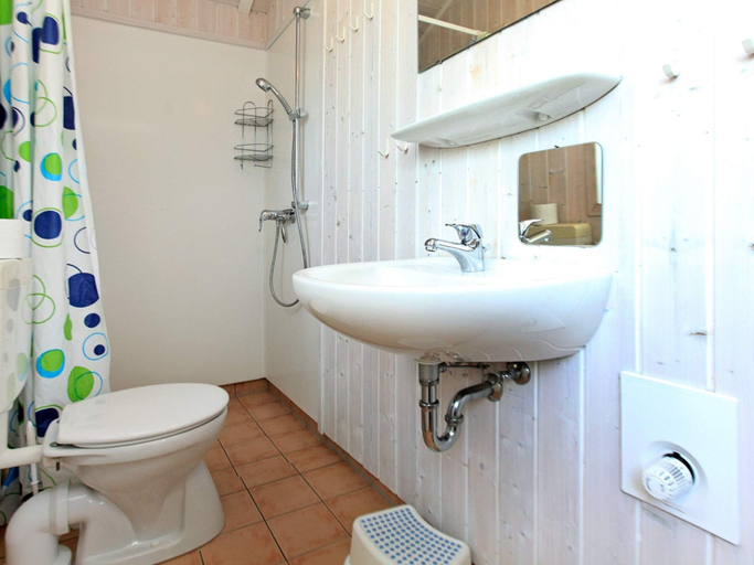Bathroom 3, Holiday Home in Otterndorf, Cuxhaven