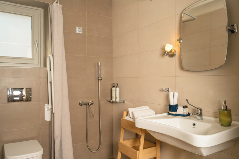 Bathroom 3, Armantanis Luxury Suites, Peloponnese