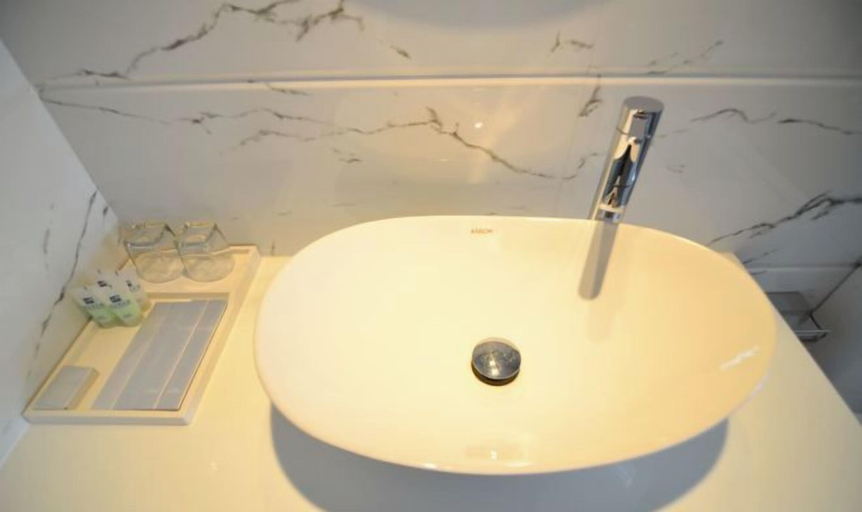Bathroom 4, Jinyuwan Hotel (Dalian Lvshun University Town), Dalian