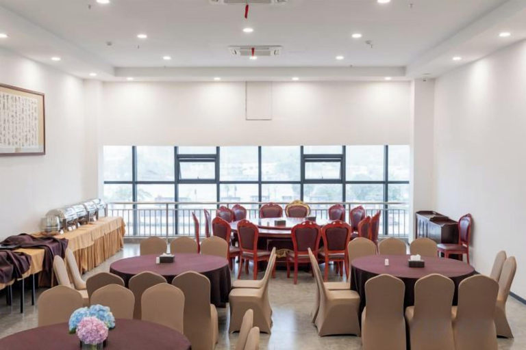 Food & Drinks, Chongzuo Zhenggao International Hotel, Chongzuo