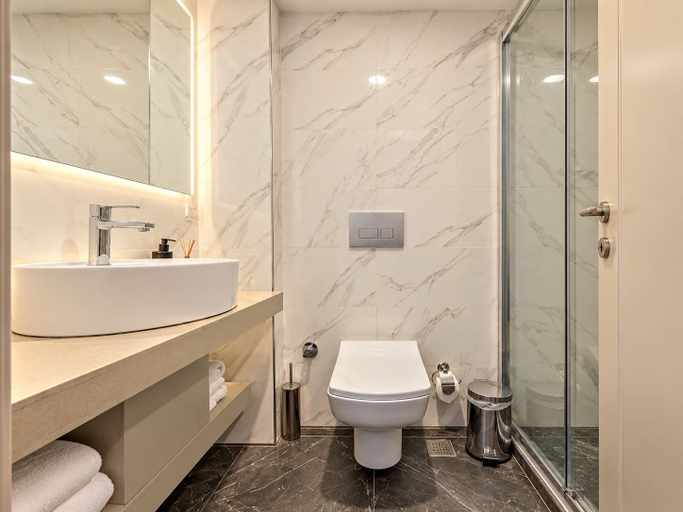 Bathroom 5, Serai Hotel, Fatih