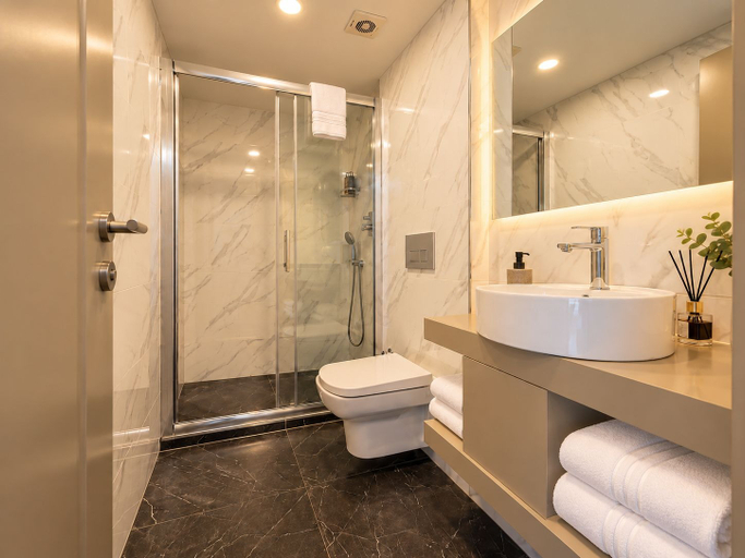 Bathroom 5, Serai Hotel, Fatih