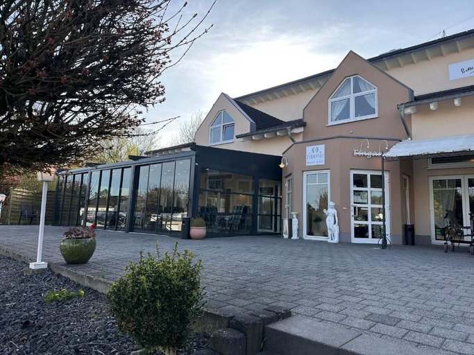 Others 3, HOTEL DIONYSOS, Westerwaldkreis