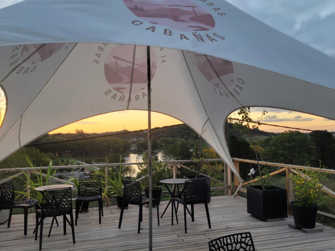 Food & Drinks 5, al pie de las sierras en villa del lago, Tandil