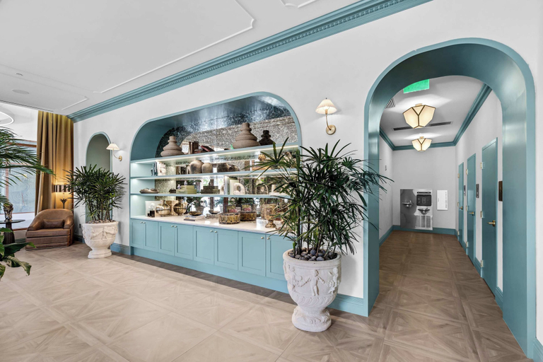 Others 5, Nomad Vertigo & Amenities, Miami-Dade