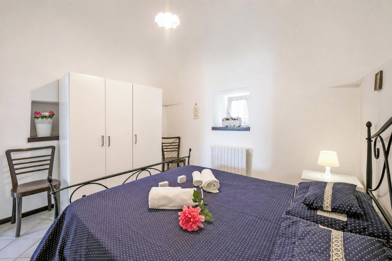 Bedroom 3, La Casa Sulla Roccia Trulli Pool, Bari