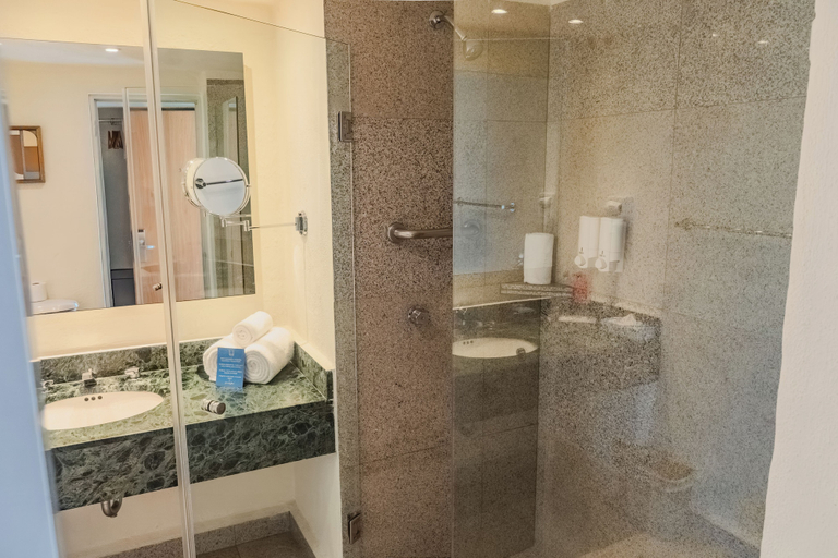 Bathroom 5, Friendly Fun Vallarta Different Experiences, Puerto Vallarta