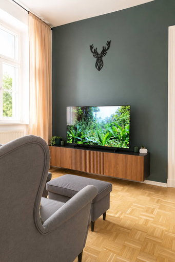 Others 2, Spacious 125m² Apartment in Gera City Center for 8 Guests, Gera