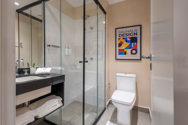 Bathroom 4, Housi Paulista, São Paulo