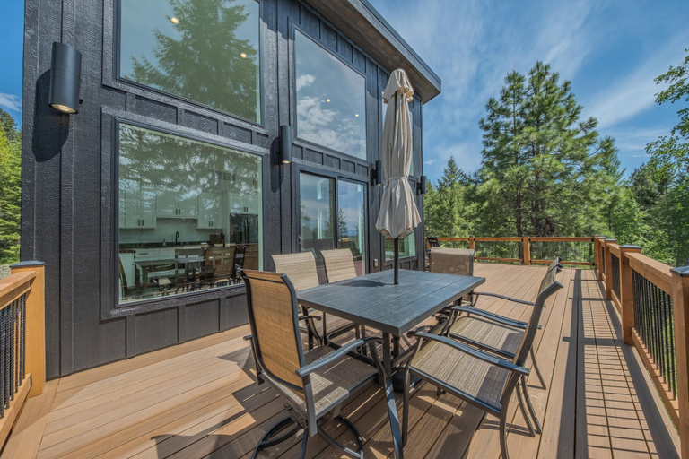 Others 3, Big Sky Retreat - Mountain Views, Flathead