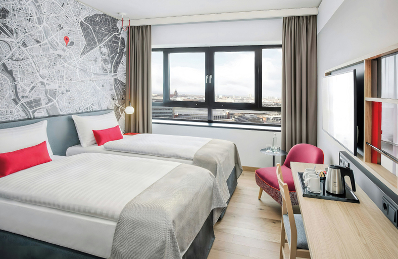 Bedroom 4, Leonardo Hotel Hannover City Center, Region Hannover