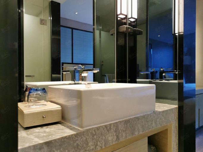Bathroom 3, Echarm Hotel Wuhan Vanke Future Center Wulidun Metro Station, Wuhan