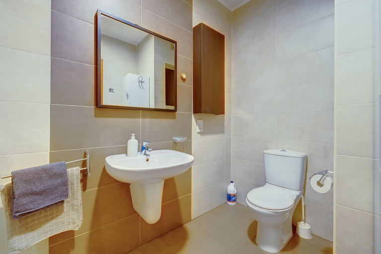 Bathroom 4, Luxury Apartment With Balcony, Central Area