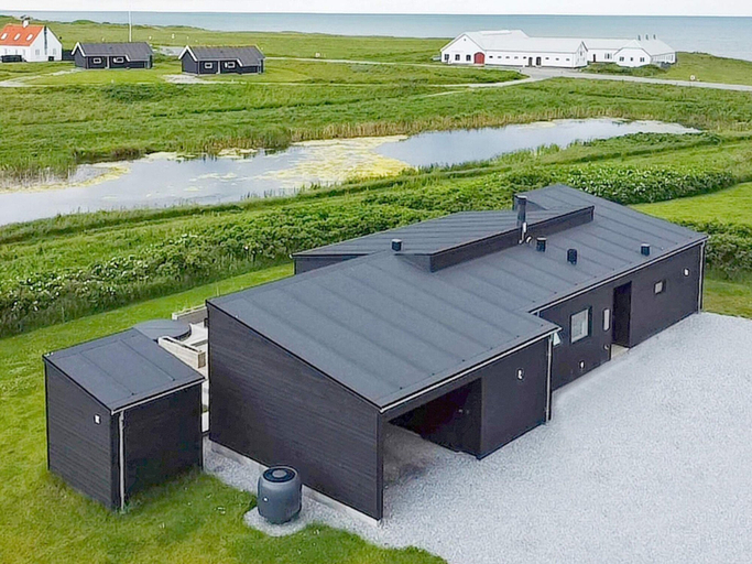 Others 4, 5 Star Holiday Home in Lokken, Hjørring