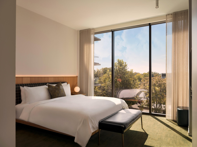 Bedroom 5, The Loren Hotel Austin, WorldHotels Luxury, Travis