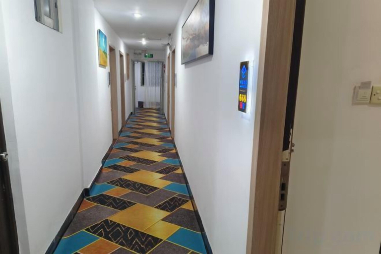Others 4, Zhang Ying Hotel, Dongguan